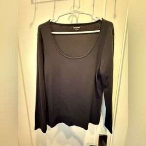 Old Navy scoopneck long sleeve top